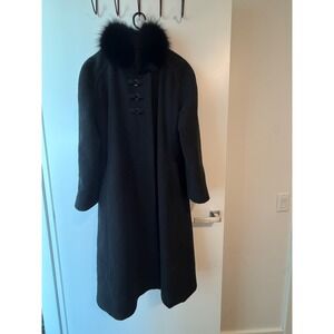 Trilogi Pure Virgin Wool Long Coat Faux Fur Collar Black Toggle Closure Vintage